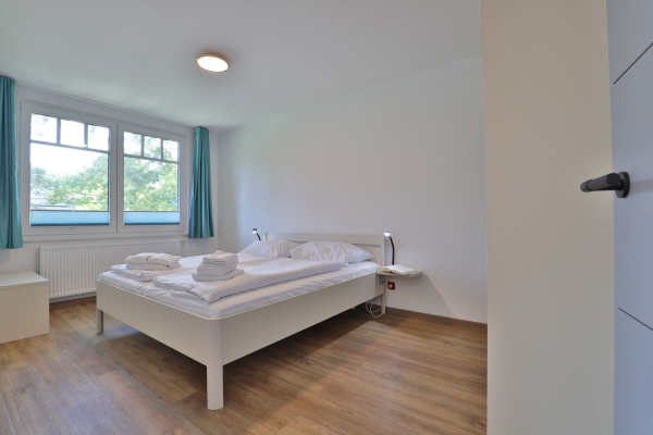 Waldfrieden Whg.6 - Blick in das Schlafzimmer mit einem Doppelbett