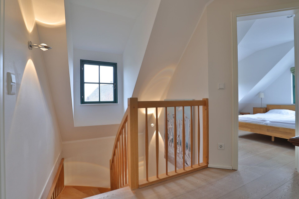 Traveblick - Blick in den Flur im OG