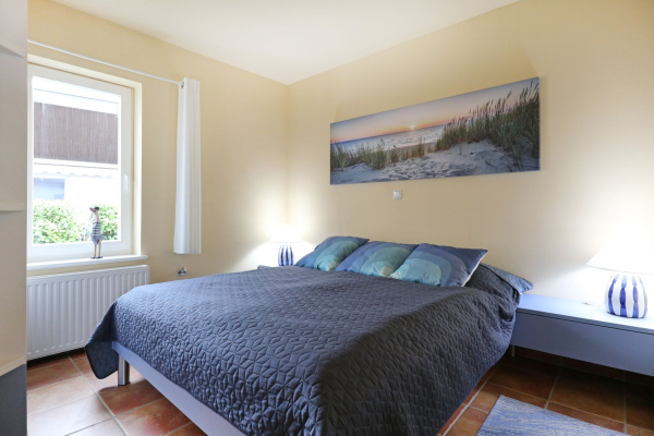 Mariannenweg 35, Haus Svea - Schlafzimmer mit Doppelbett