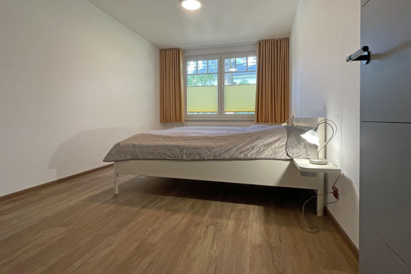 Waldfrieden Whg. 2 - Blick in das Schlafzimmer mit einem Doppelbett