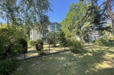 Haus Waldfrieden - Blick auf das Haus von der Strandpromenade