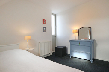 Schwanhaus - Blick in das Schlafzimmer mit einem Ausziehbett