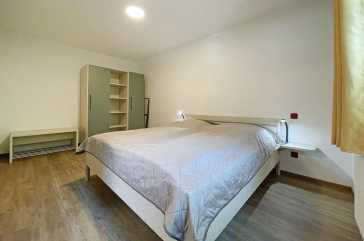Waldfrieden Whg. 5 - Blick in das Schlafzimmer mit einem Doppelbett