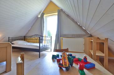 Landhaus Uhlenbusch - Blick in ein Schlafzimmer mit im OG mit 2 Einzelbetten