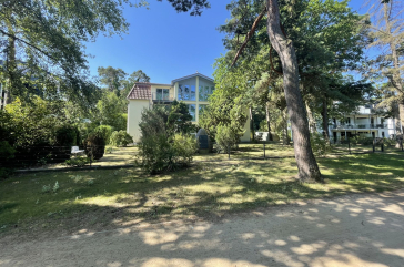 Haus Waldfrieden - Blick auf das Haus von der Strandpromenade