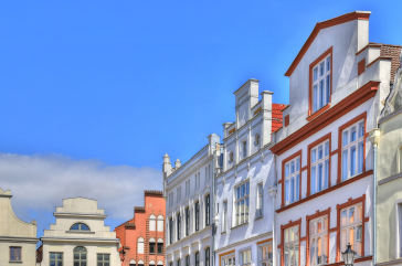 Hansestadt Wismar - Blick auf die alten Fassaden der Altstadt