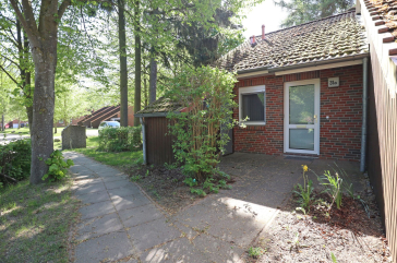 Urlauberdorf 31a - Blick auf die Doppelhaushälfte (Eingang)