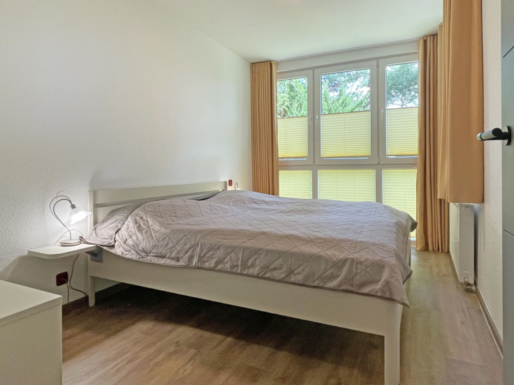 Waldfrieden Whg. 3 - Blick in das Schalfzimmer mit einem Doppelbett