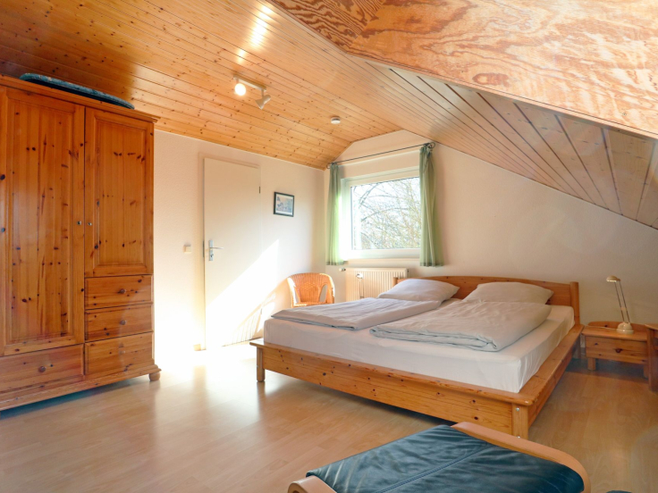 Urlauberdorf 32a - Blick in das Schlafzimmer im OG