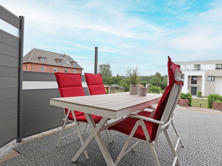 Seeschwalbe Whg. 2 - Blick auf die schöne große Terrasse