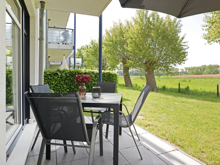 Haffblick Whg. Ha38 - Blick auf die schöne Terrasse