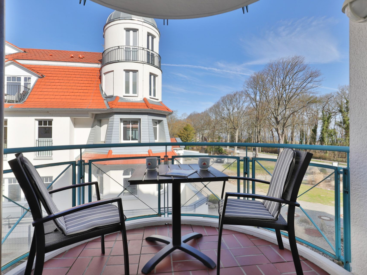Haus am Meer, Whg.06 - Blick auf und vom Balkon