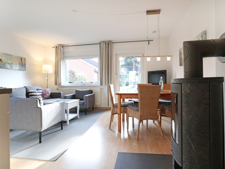 Urlauberdorf 22a - Blick vom Flur auf den offenen Wohn-/ Essbereich