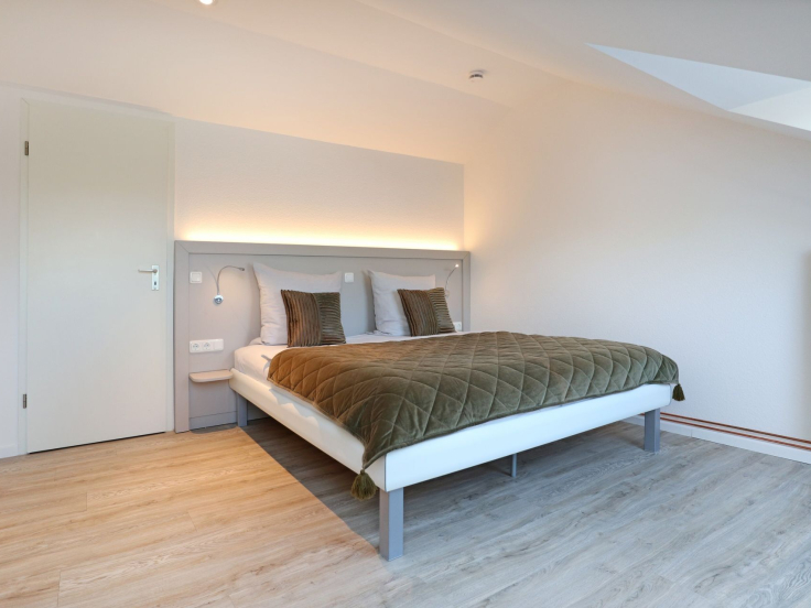 Urlauberdorf 43c - Blick in das Schlafzimmer im Obergeschoss